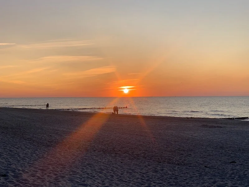 Sonnenuntergang am Strand von Graal Müritz an der Ostseeküste