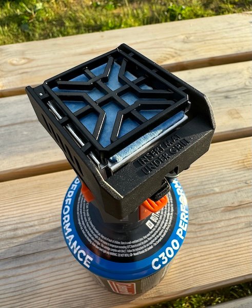 Thermacell Backpacker von oben – effektiver Mückenschutz beim Camping mit Gaskartusche